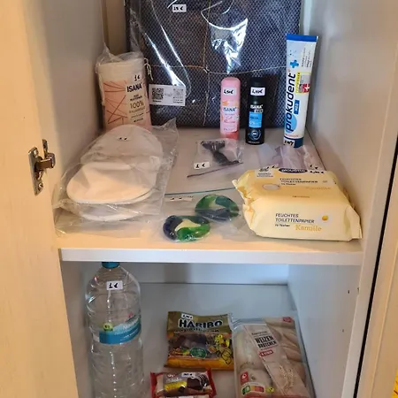 Cozy-Stay I, 2-Room Flat For Vacation & Messe, Duesseldorf, Perfect Connectivity 公寓