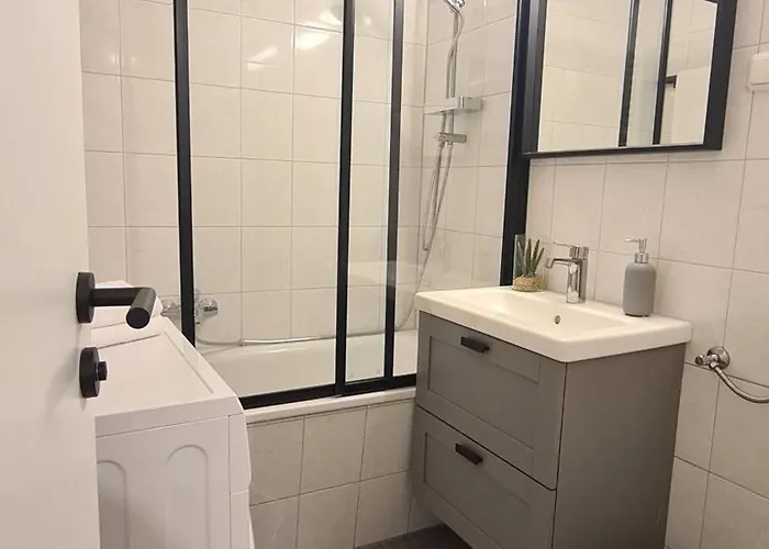 Cozy Apartments, 2-room Flat For Vacation&messe Düsseldorf, Perfect Connectivity