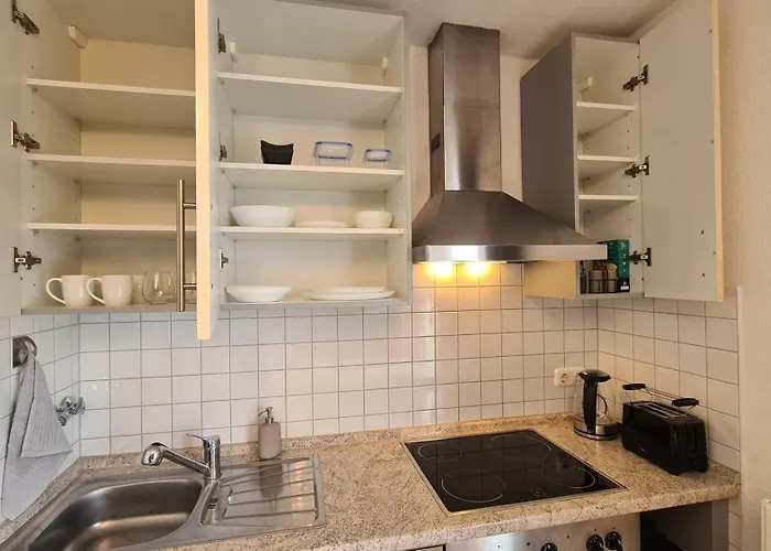 Cozy-stay I, 2-room Flat For Vacation & Messe, Duesseldorf, Perfect Connectivity * Ratingen