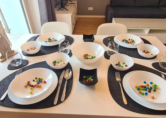 Apartment Cozy Apartments, 2-room Flat For Vacation&messe Düsseldorf, Perfect Connectivity *