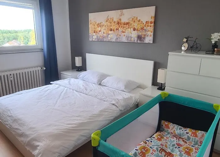 Cozy-stay I, 2-room Flat For Vacation & Messe, Duesseldorf, Perfect Connectivity Appartamento *